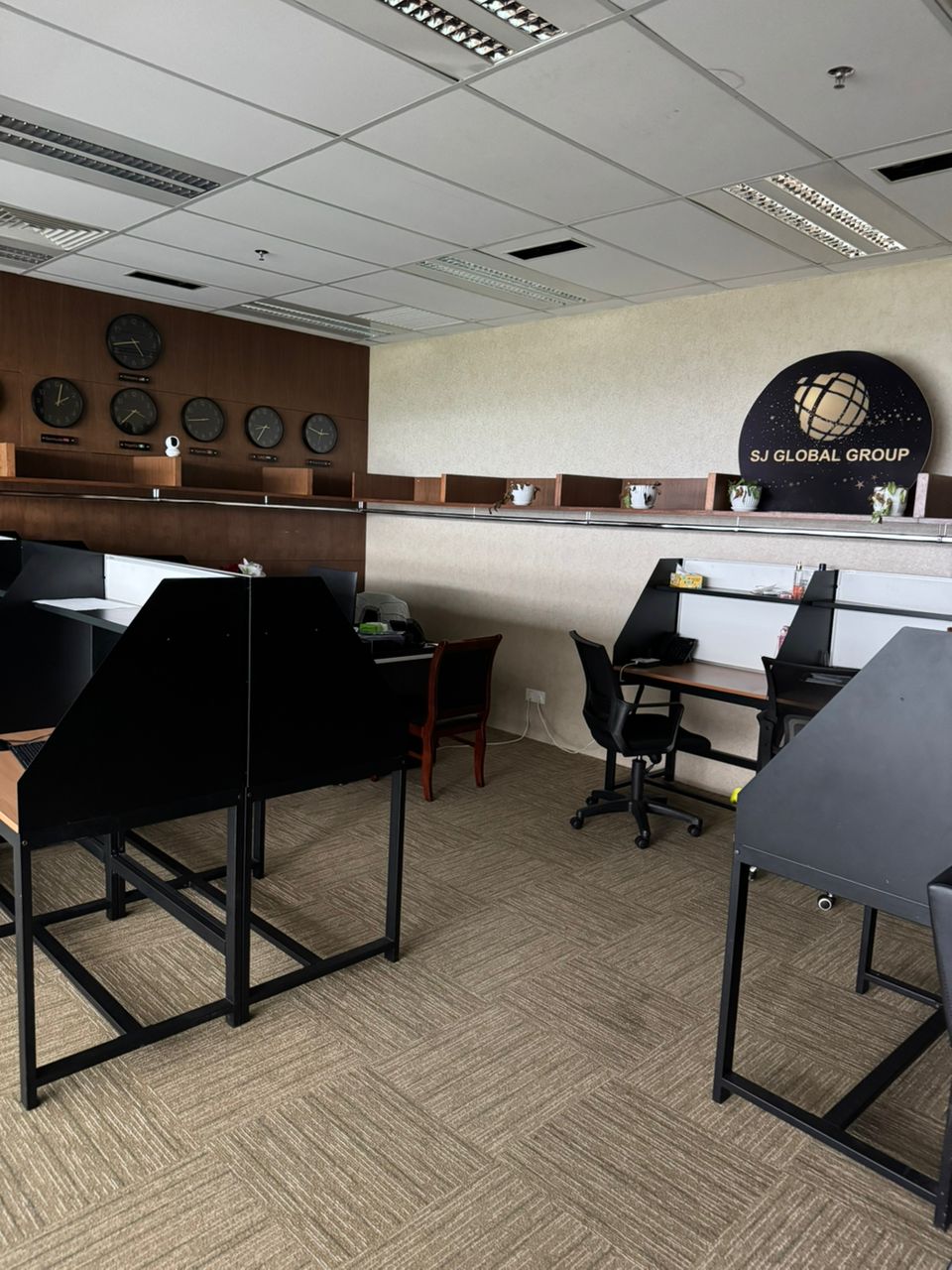 Q Sentral Fully Furnished Office Workstation 4